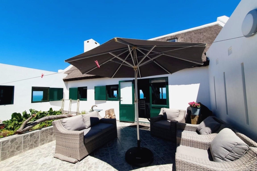 4 Bedroom Property for Sale in Fynbosstrand Western Cape